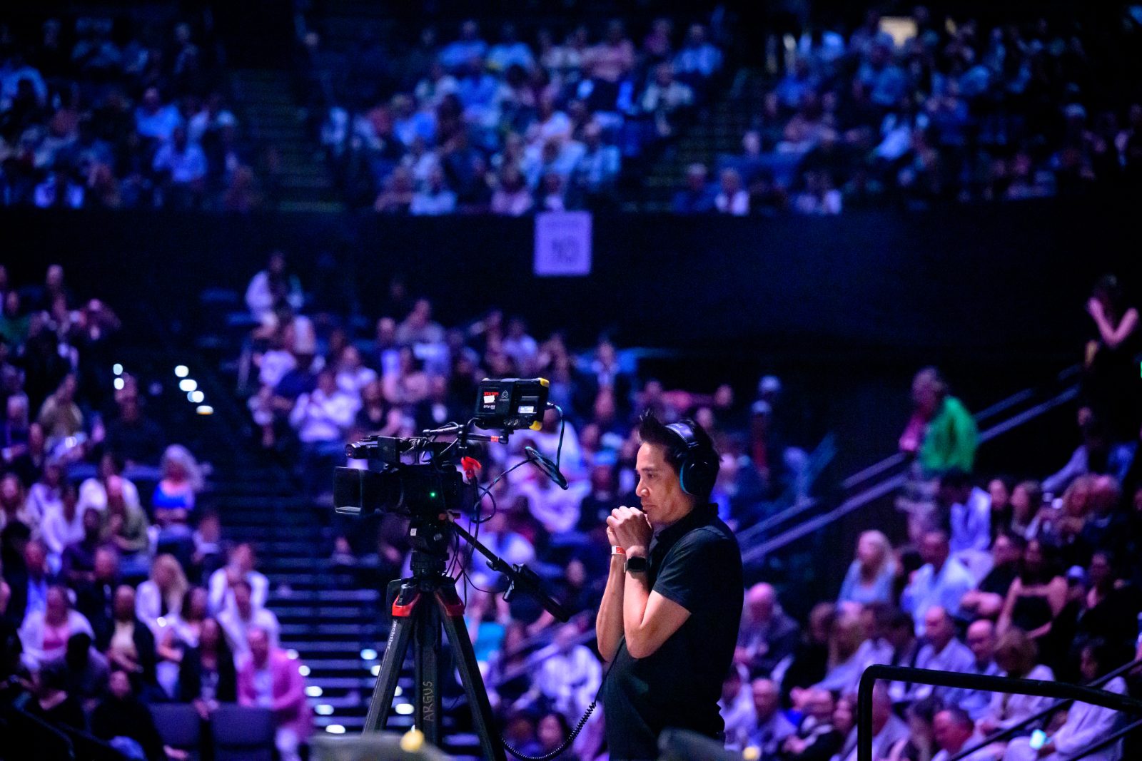 Argus HD covering a hybrid panel event with in-room audience and remote stream